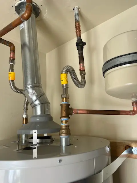 Water heater installation and plumbing repair in Pecksport